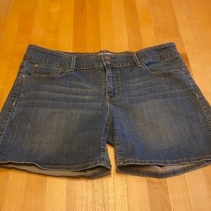 Jean Shorts Sz 14